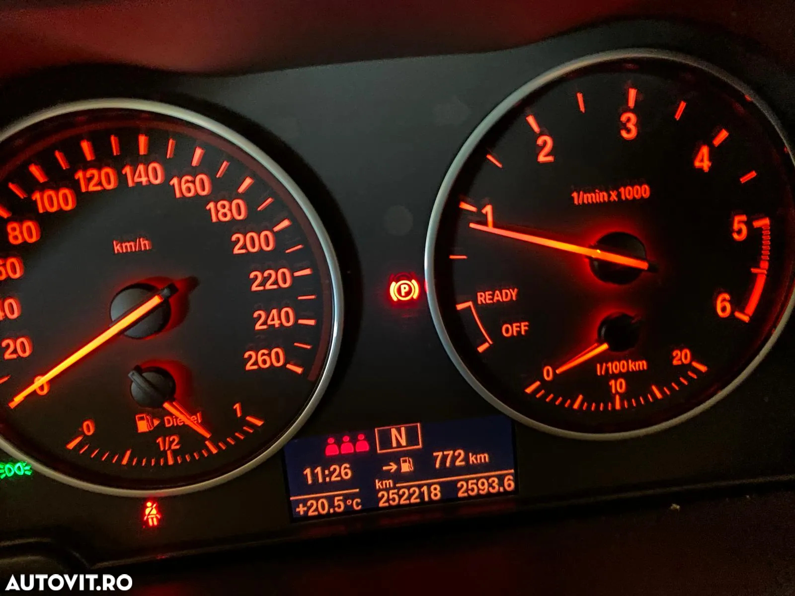 BMW X1 xDrive18d - 16