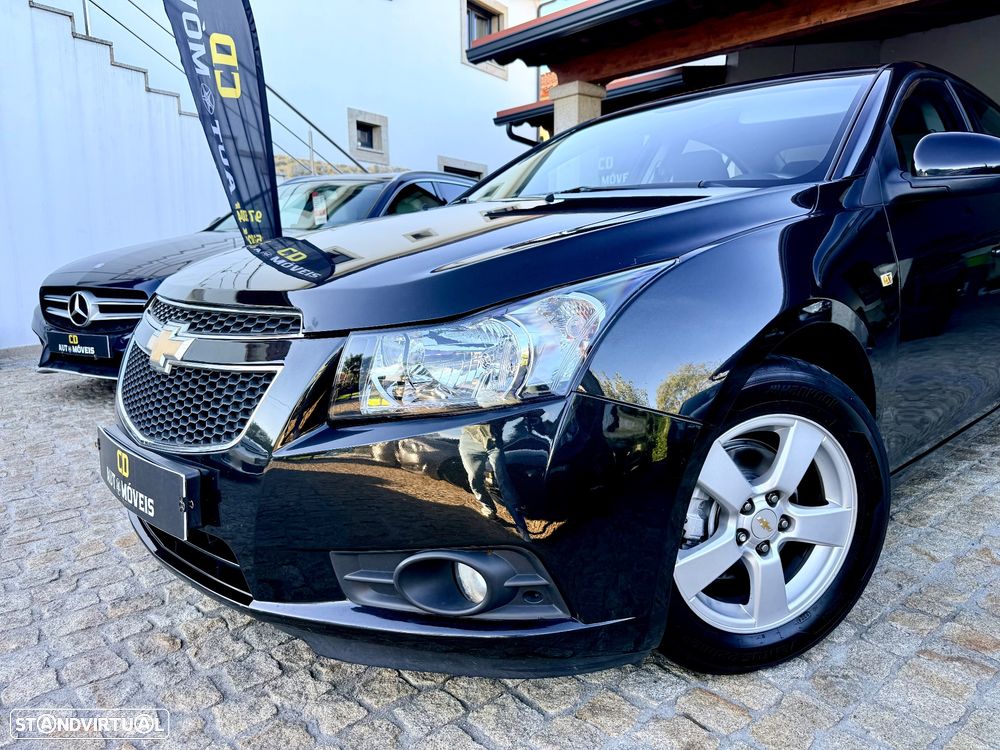 Chevrolet Cruze 1.6 LS - 13