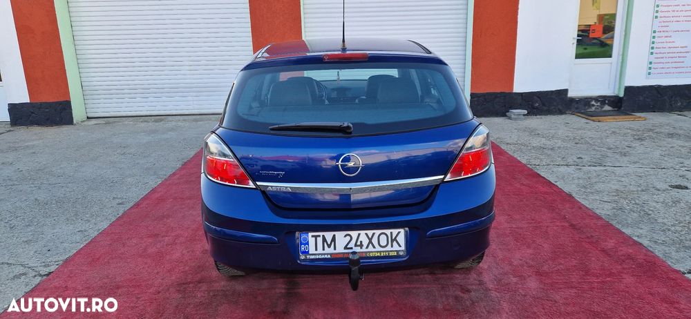 Opel Astra 1.6 Essentia - 38