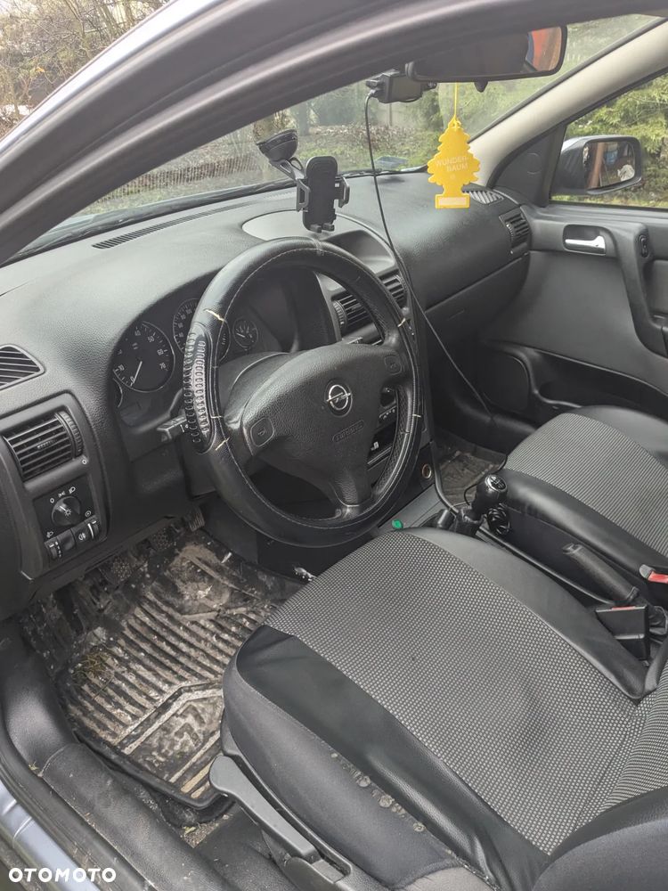 Opel Astra - 3