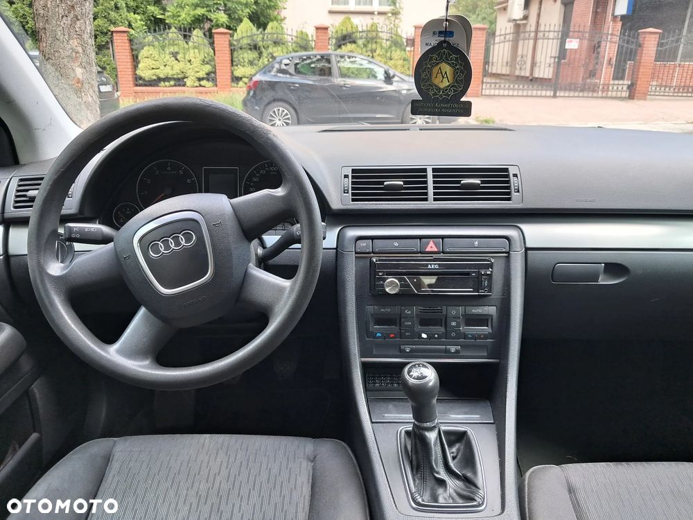 Audi A4 Avant 1.6 - 6