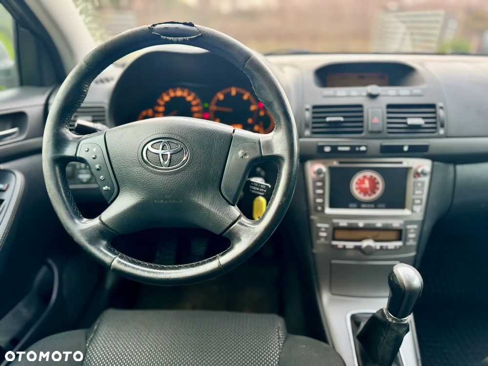 Toyota Avensis 2.0 D-4D Prestige - 8