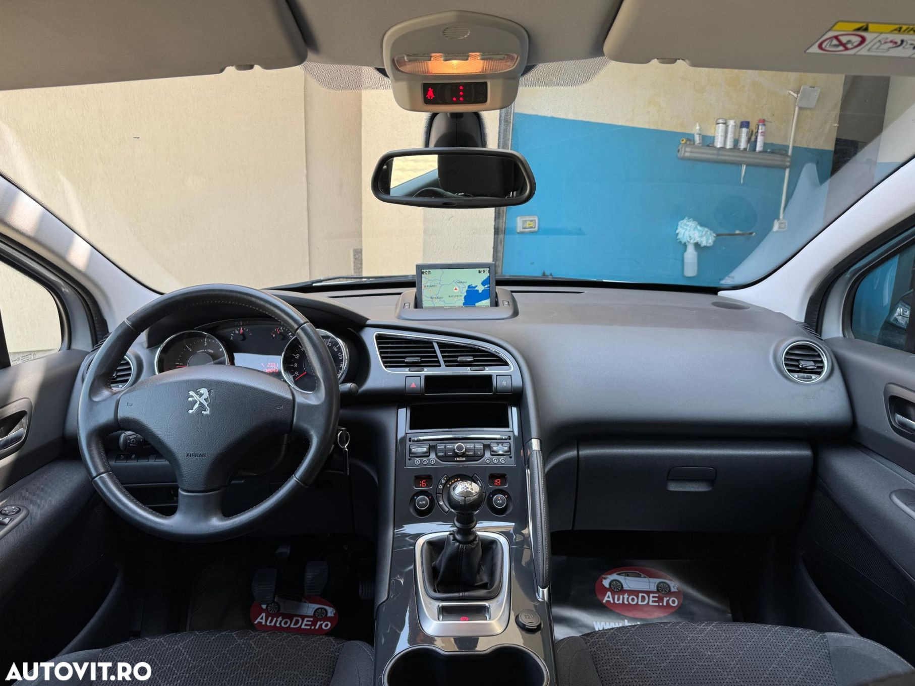 Peugeot 3008 - 8