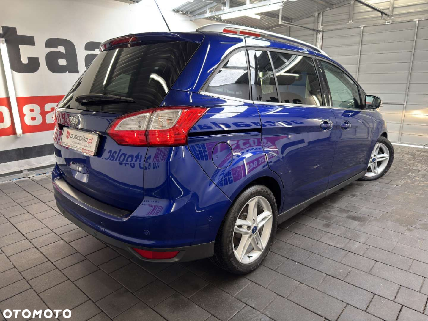 Ford Grand C-MAX - 14