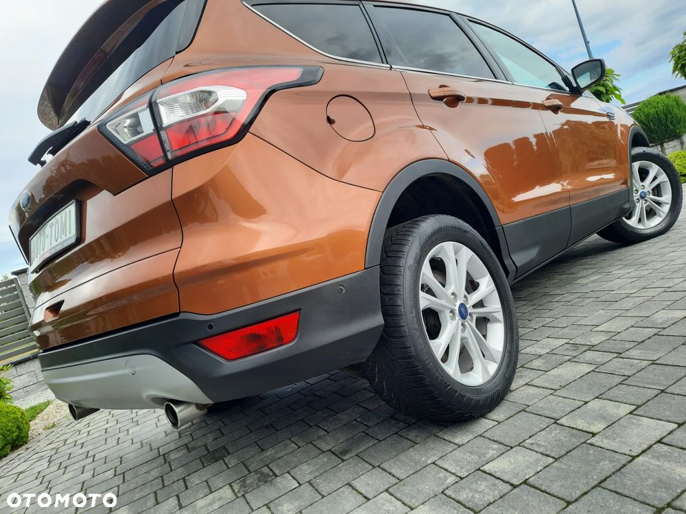 Ford Kuga 2.0 TDCi 2x4 Business Edition - 26