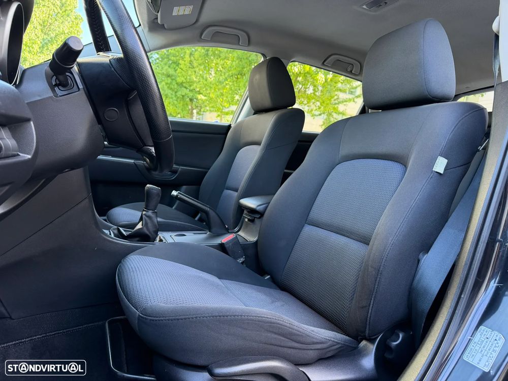 Mazda 3 Hatchback MZR 1.4 Exclusive - 14