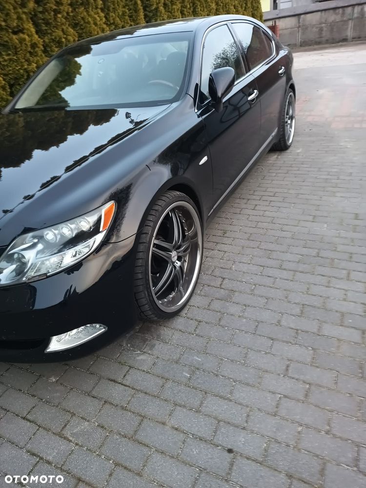 Lexus LS 600h L Prestige - 4
