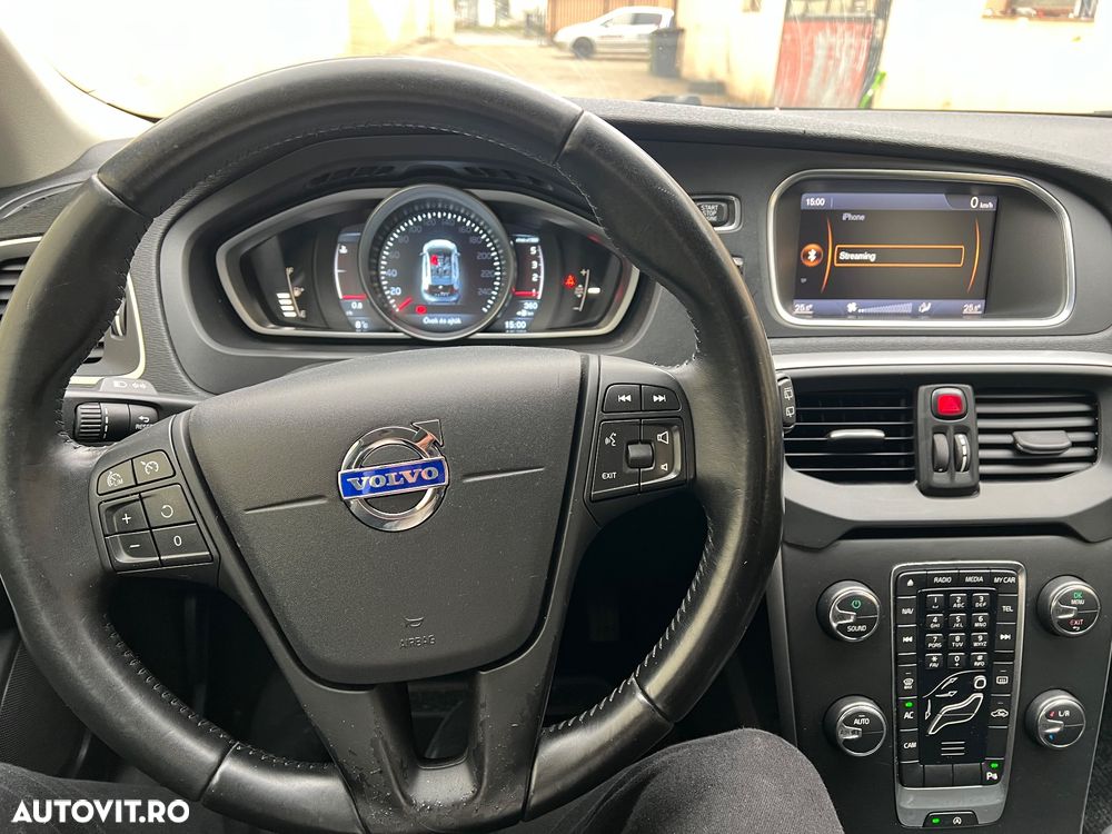 Volvo V40 D2 Basic - 11