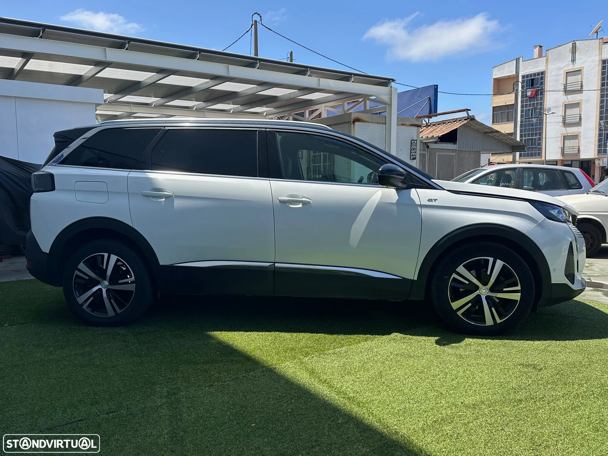 Peugeot 5008 1.5 BlueHDi GT Pack EAT8 - 4
