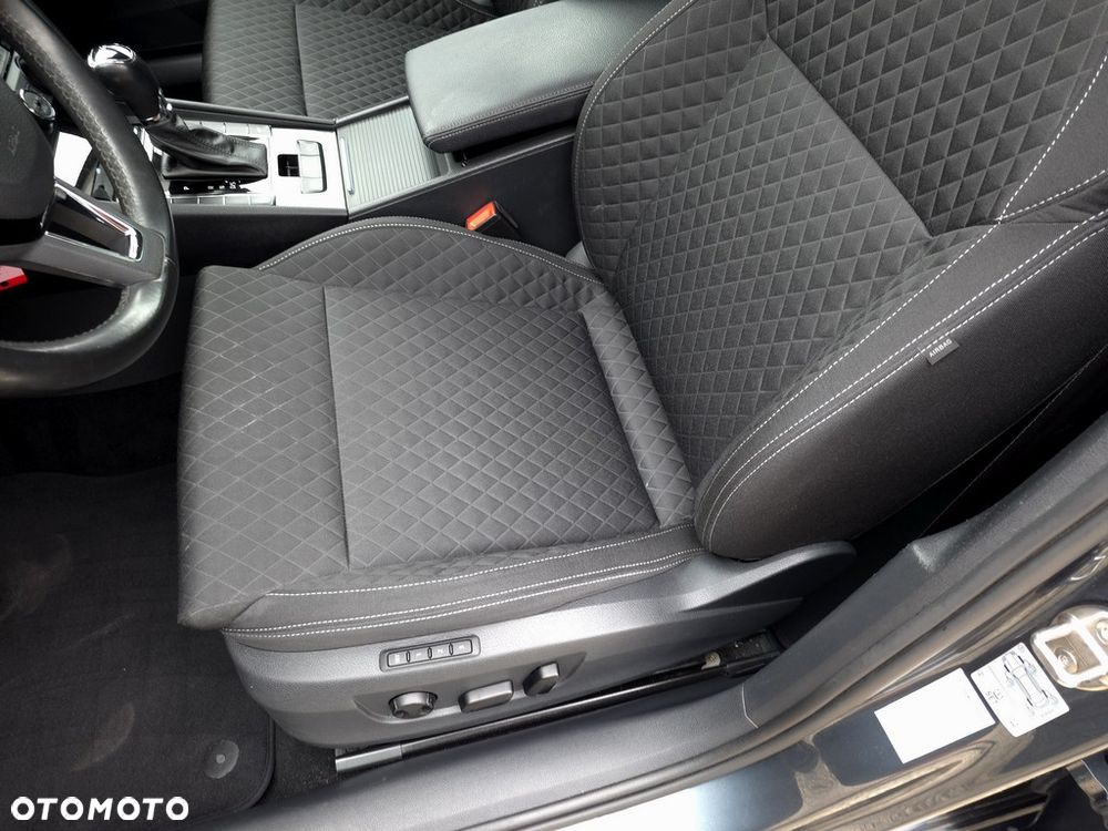 Skoda Superb 2.0 TDI Style DSG - 15
