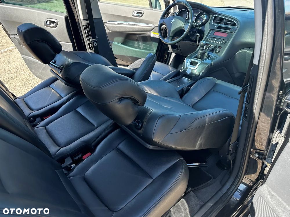 Peugeot 5008 155 THP Style - 21