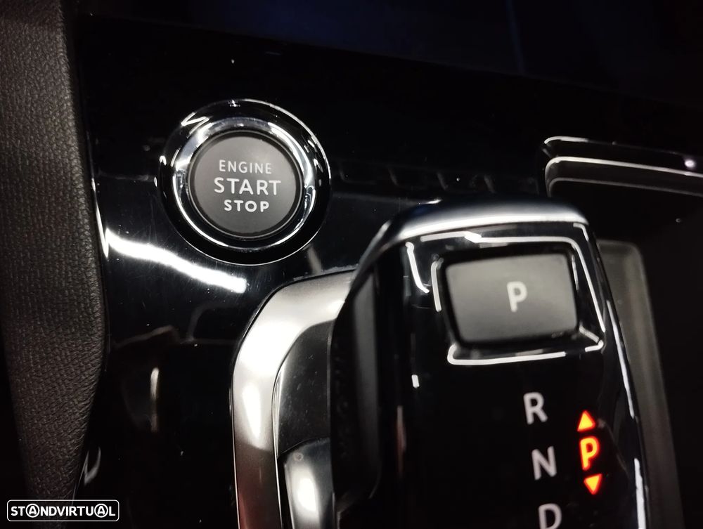 Peugeot 3008 1.5 BlueHDi Allure EAT8 - 34