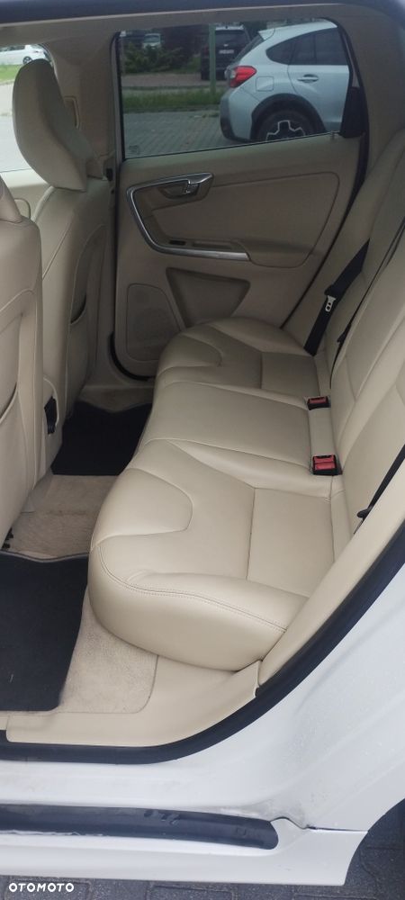 Volvo XC 60 - 6