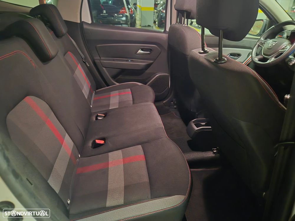 Dacia Duster 1.3 TCe Extreme - 38