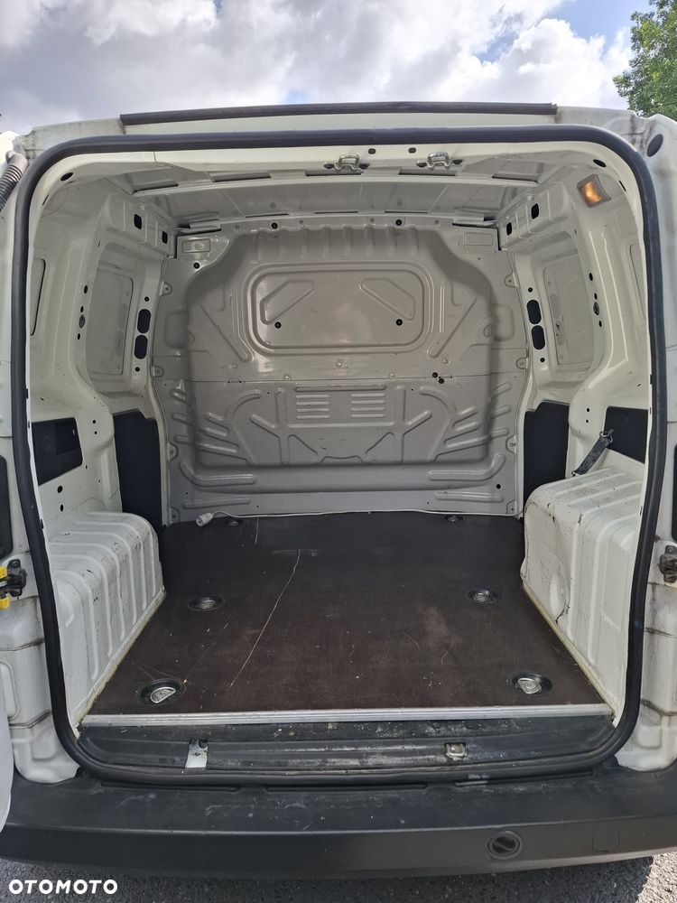 Fiat Fiorino 1.4 Easy - 6