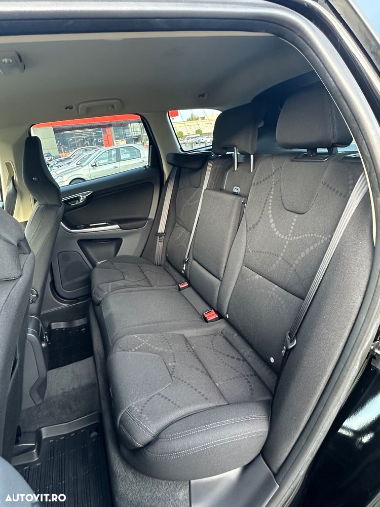 Volvo XC 60 - 13