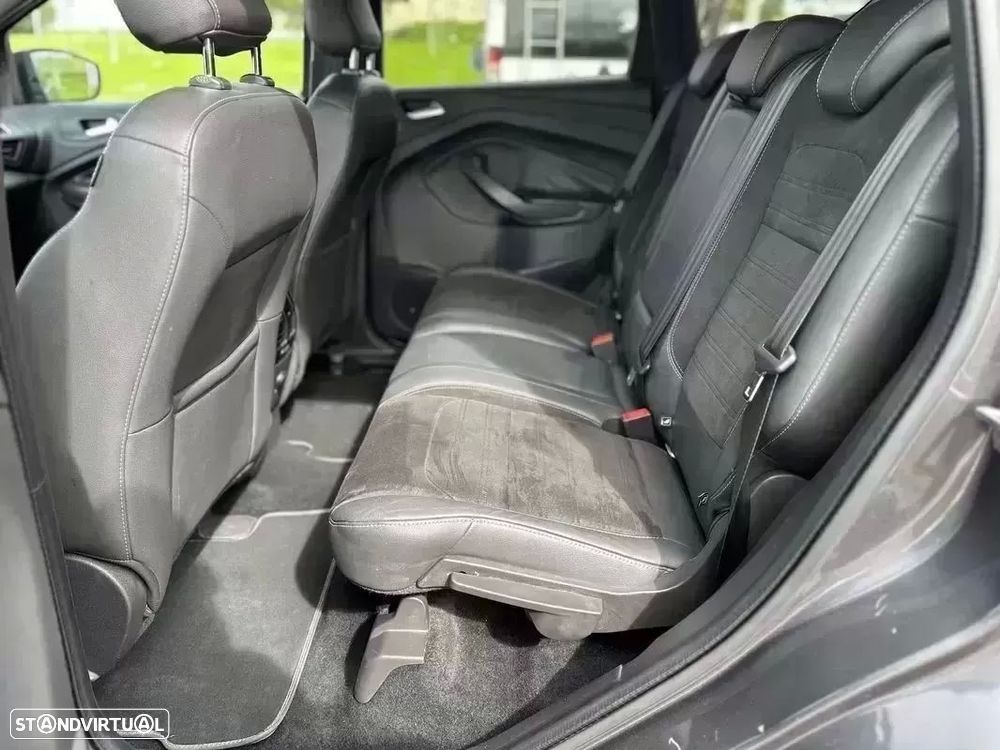 Ford Kuga 1.5 TDCi ST-Line Limited Edition - 41