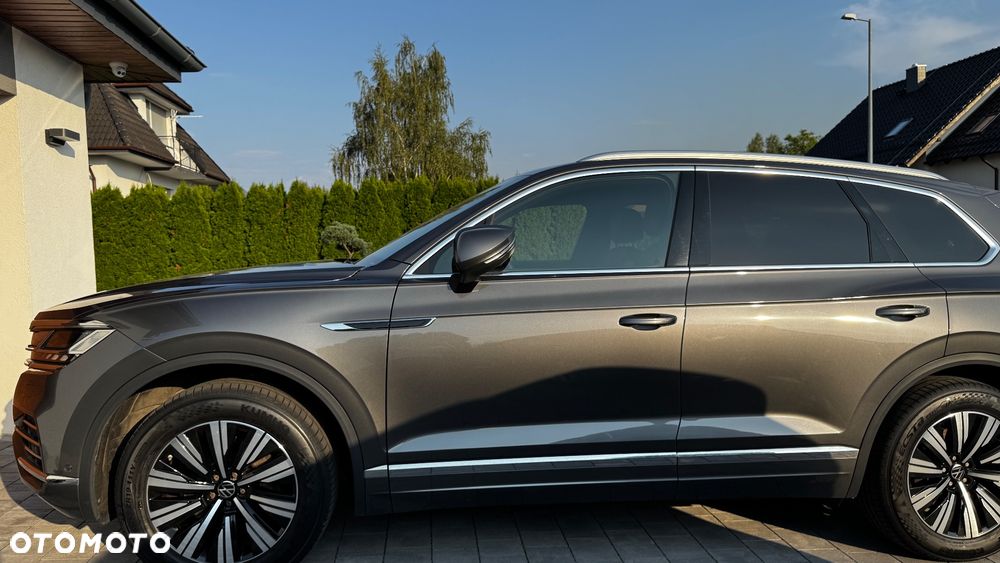Volkswagen Touareg 3.0 V6 TDI 4Motion Elegance - 2