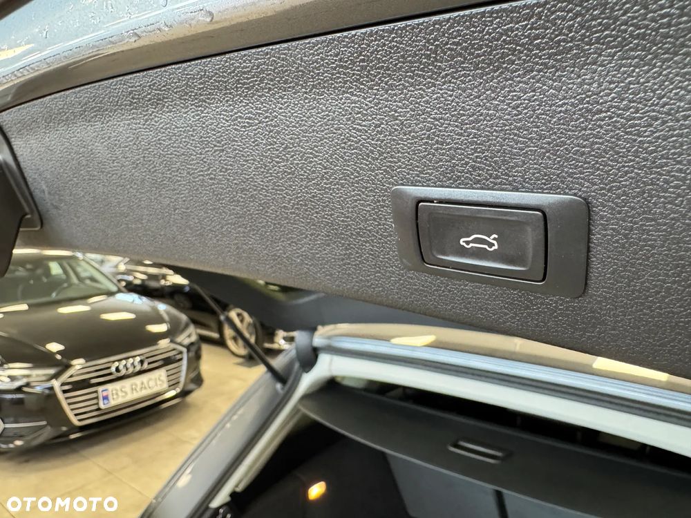 Audi A4 Allroad - 33
