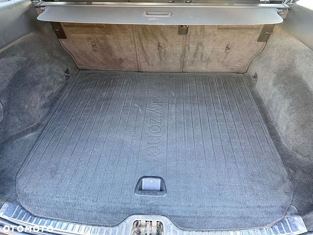 Volvo XC 60 D3 Momentum - 9