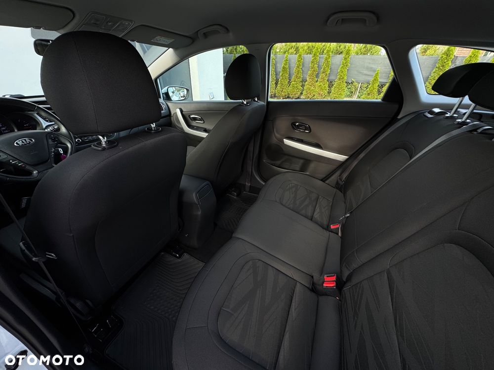 Kia Ceed 1.6 GDI Edition 7 - 32