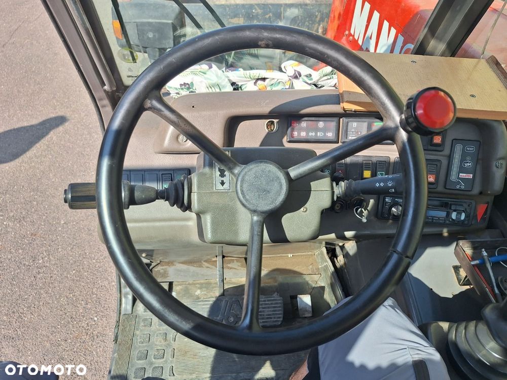Manitou Mt 835 - 14
