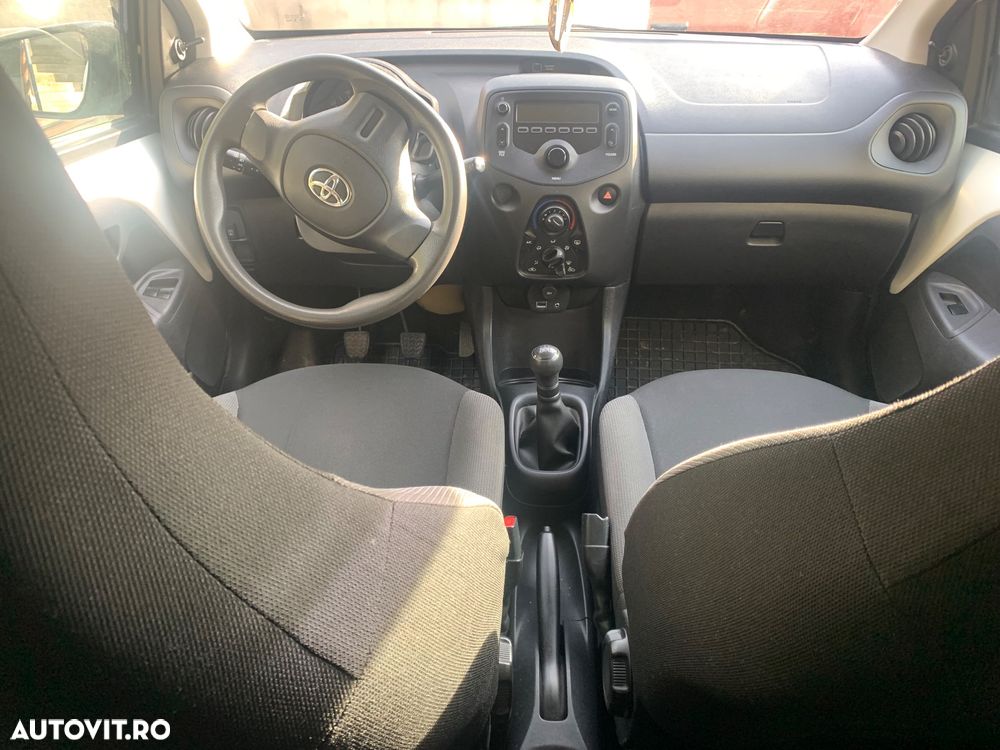 Toyota Aygo 1.0 Terra - 5
