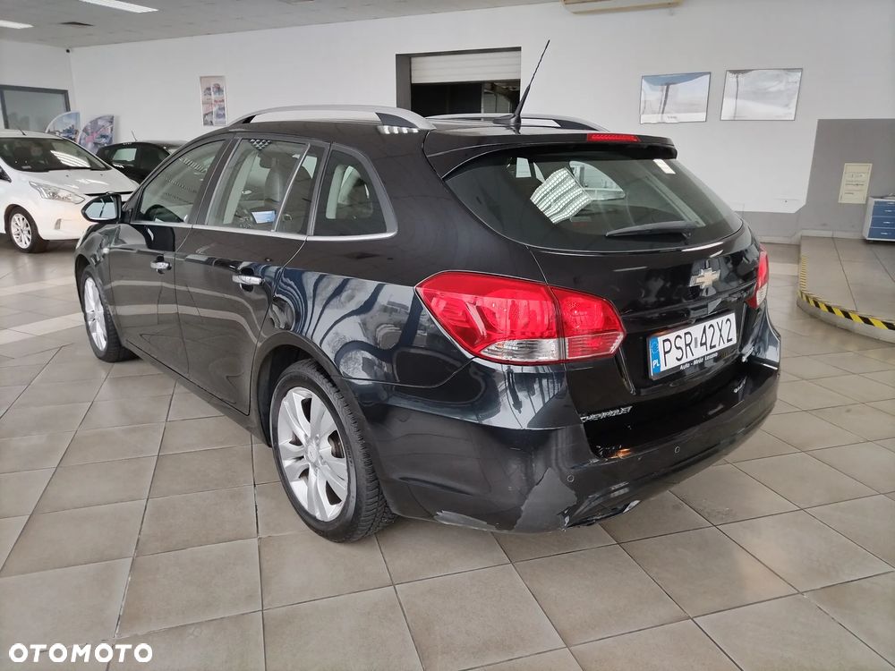 Chevrolet Cruze 2.0 D LT+ - 10