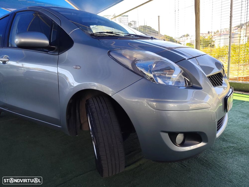 Toyota Yaris 1.0 VVT-i ACtive+AC - 18