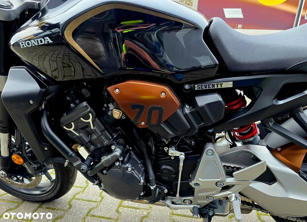 Honda CB - 17