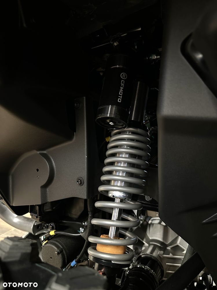 CFMoto CForce - 24
