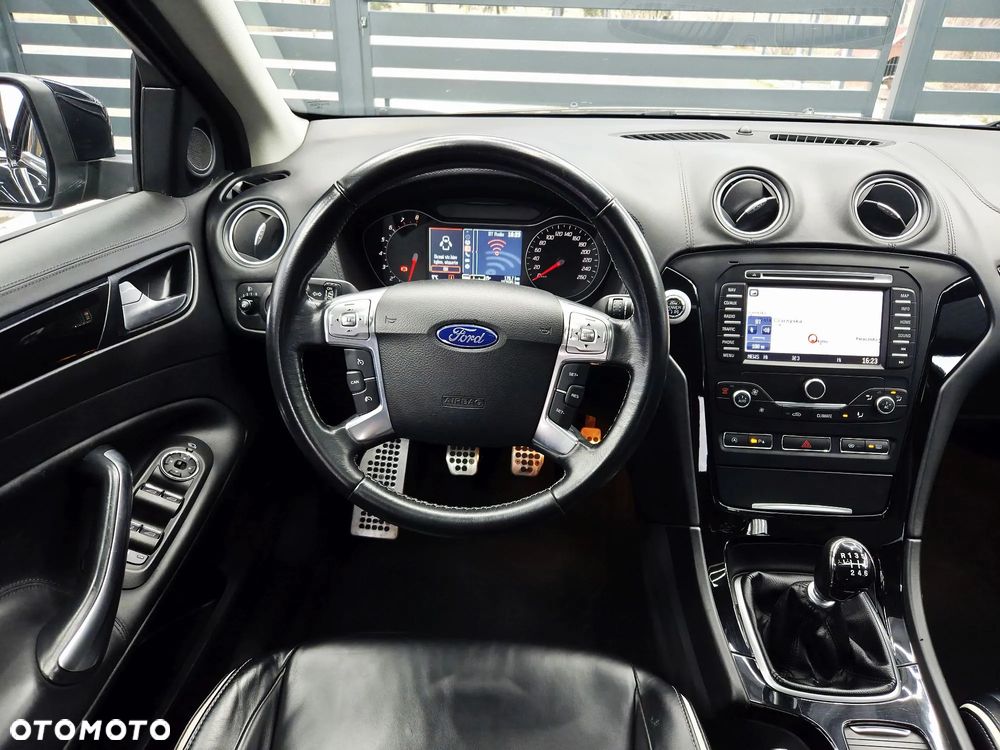 Ford Mondeo - 14