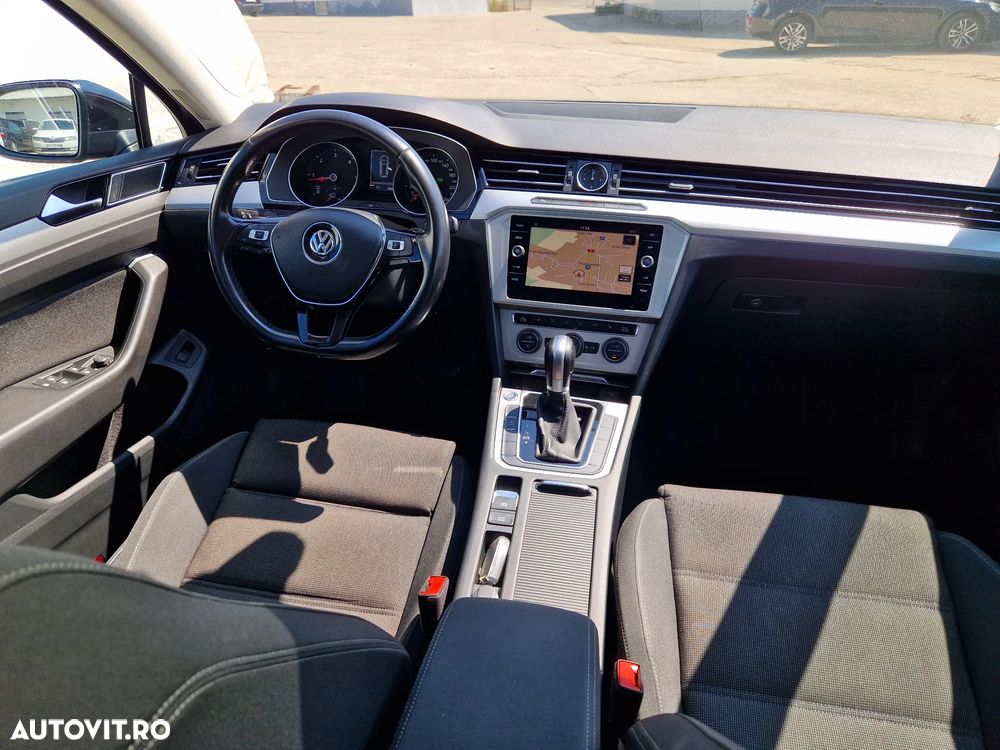 Volkswagen Passat 2.0 TDI DSG Highline - 5
