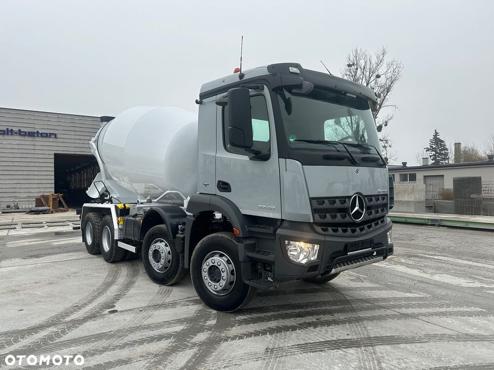 Mercedes-Benz Arosc - 10