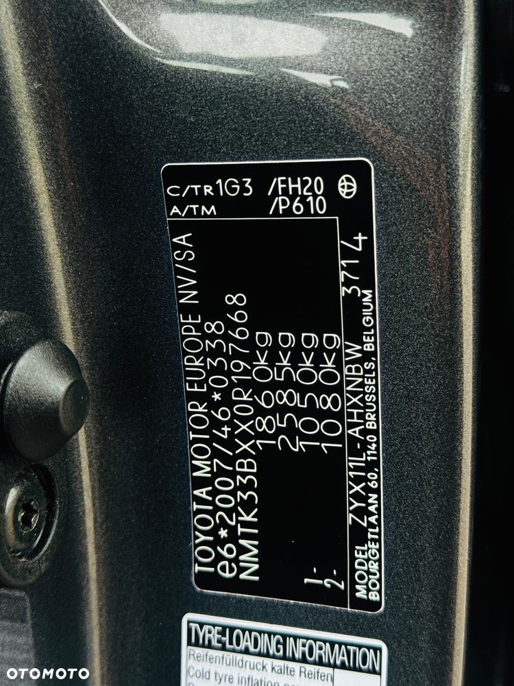 Toyota C-HR 1.8 Hybrid Executive - 25