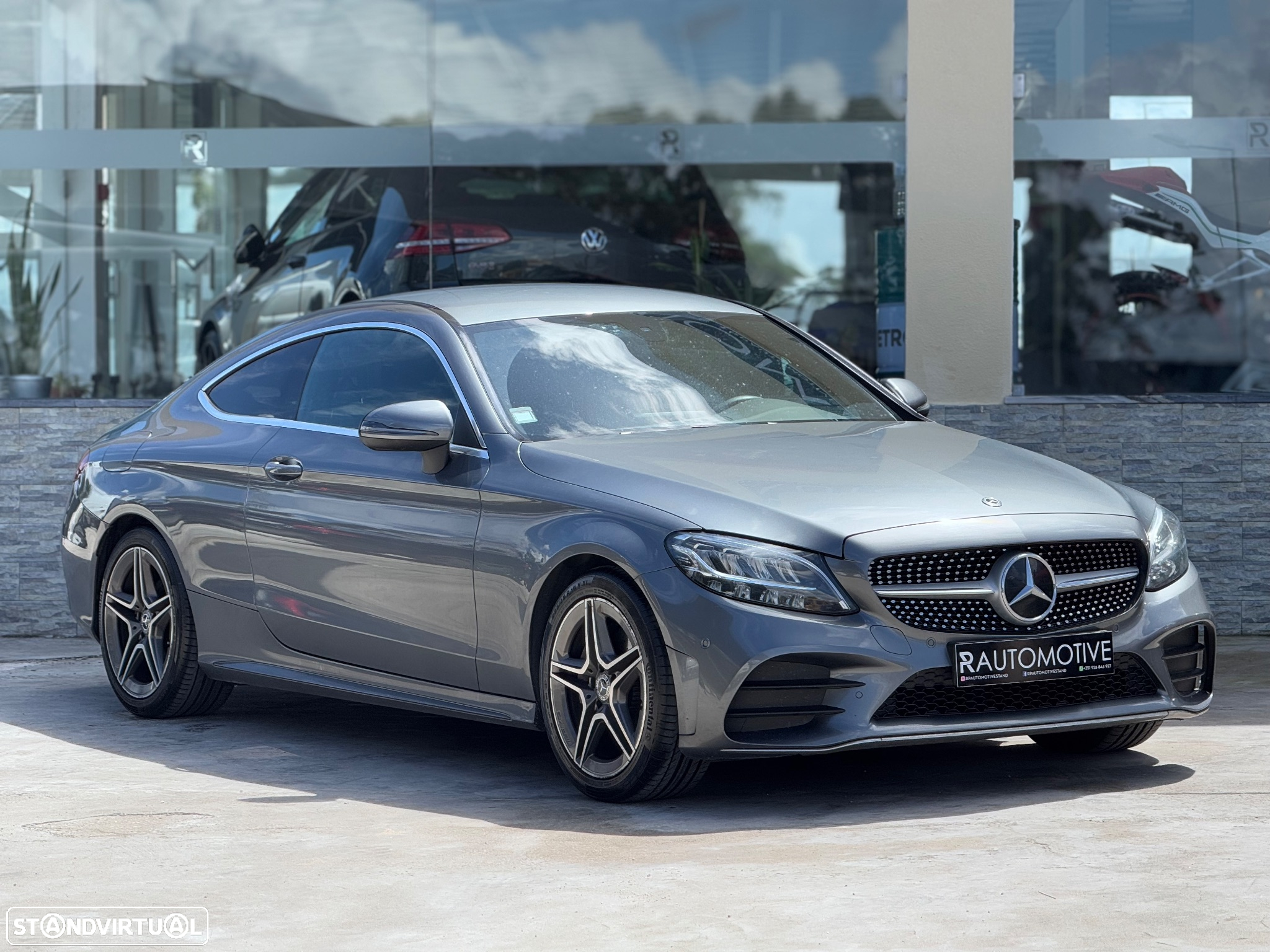 Mercedes-Benz C 220 d AMG Line - 2