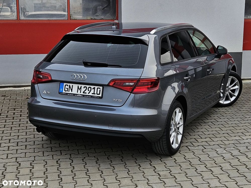 Audi A3 Sportback 1.4 TFSI Attraction - 12
