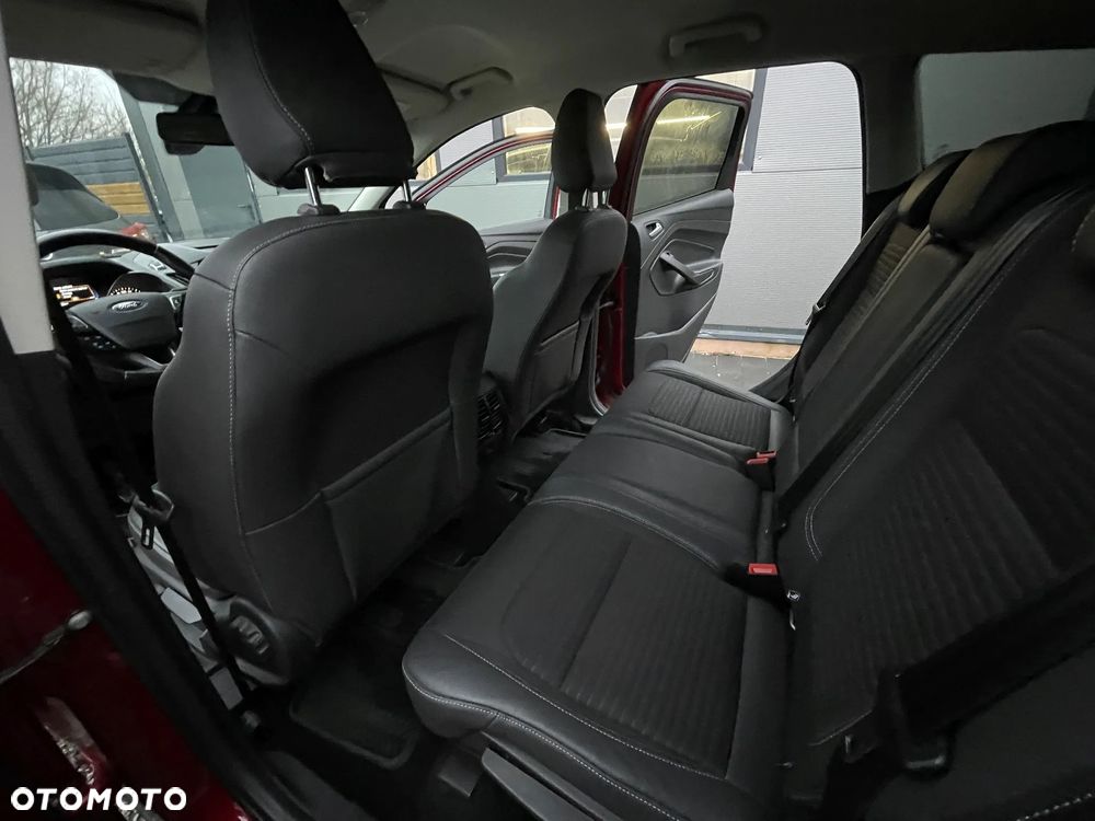 Ford Kuga 2.0 TDCi 4x2 Titanium - 20