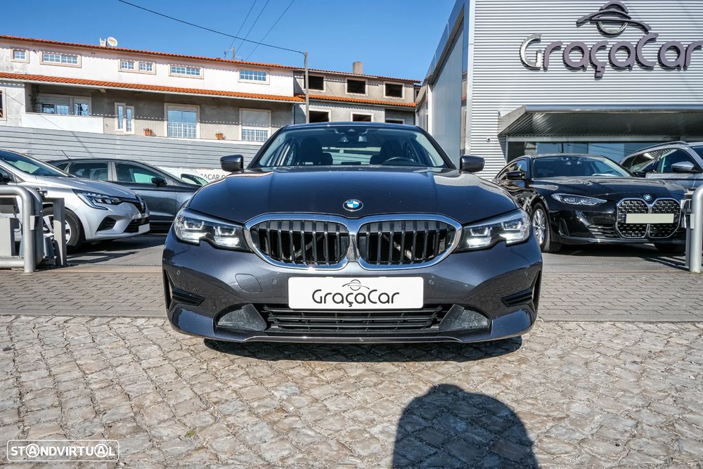 BMW 318 d Auto - 2