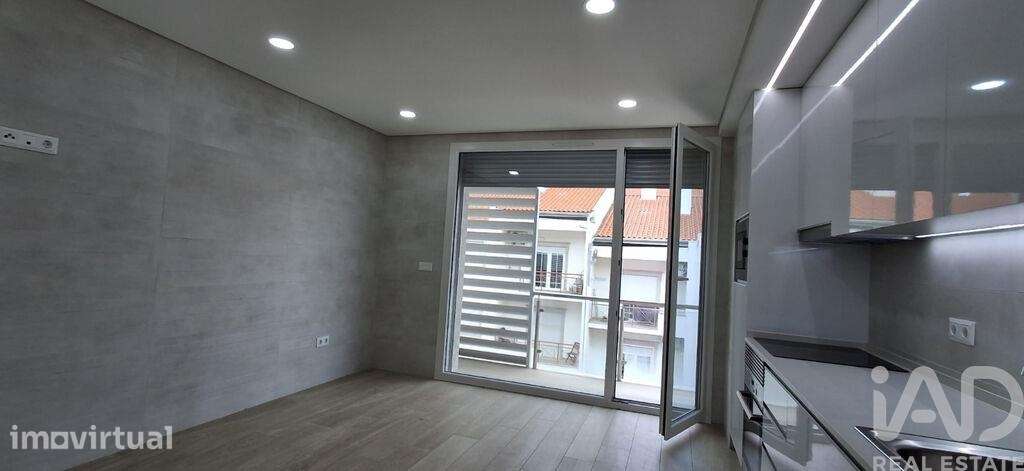 Duplex T2 em Covilhã e Canhoso de 118,25 m2 - Grande imagem: 3/37