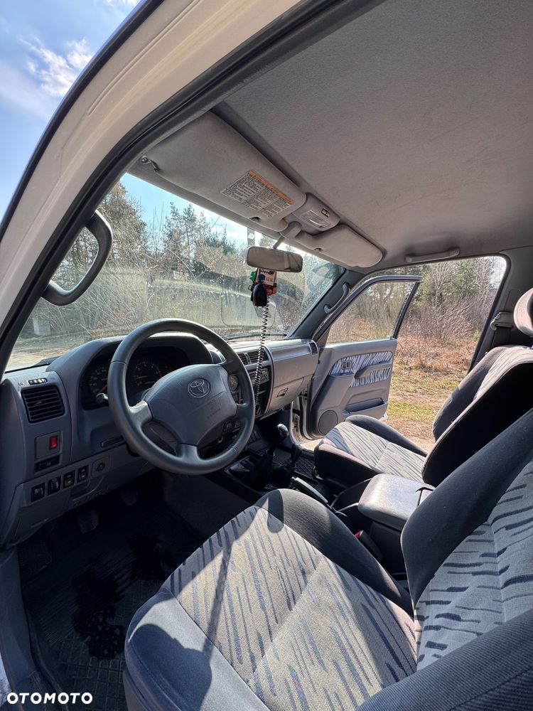 Toyota Land Cruiser KJ90 3.0 TD - 33