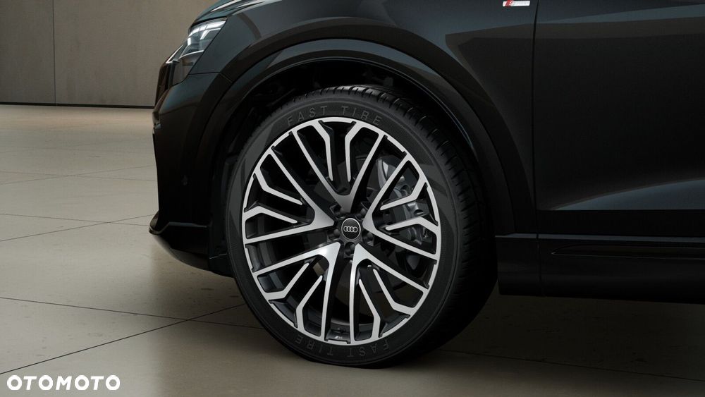Audi Q8 - 6