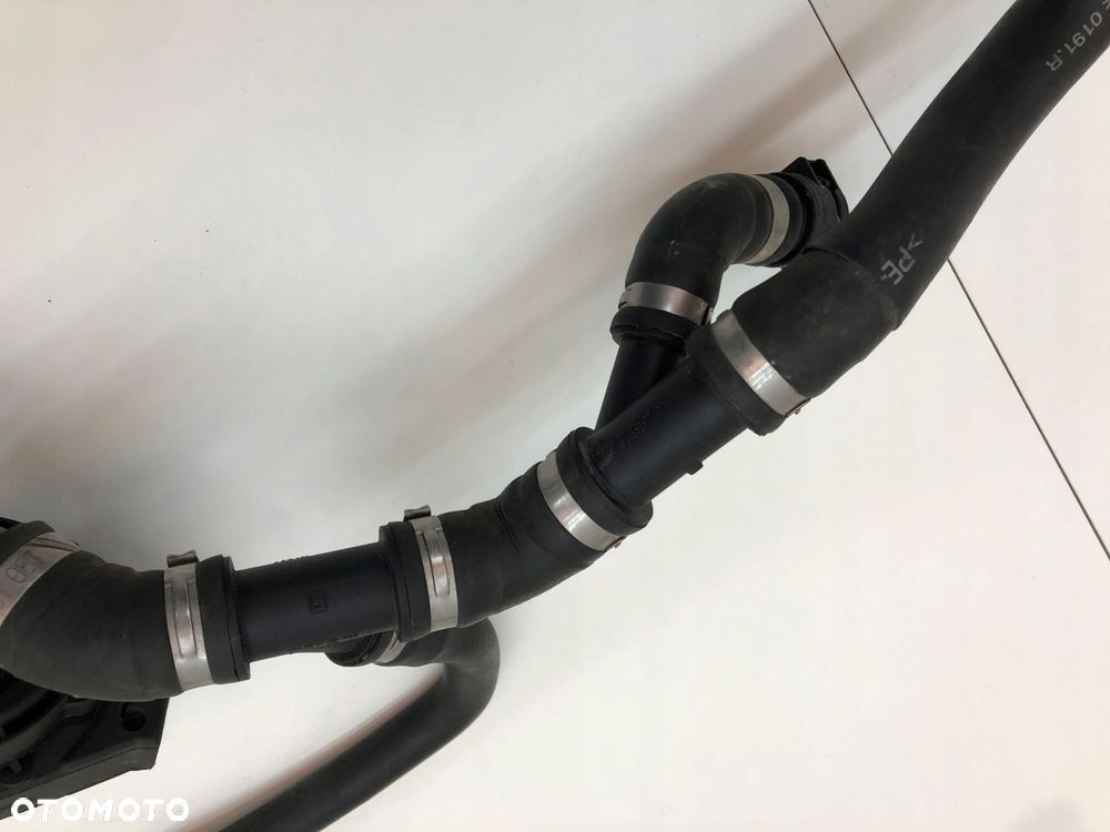 BMW F30 F31 DODATKOWA POMPA POMPY PŁYNU CHŁODNICZEGO 8616175 8638239 - 8