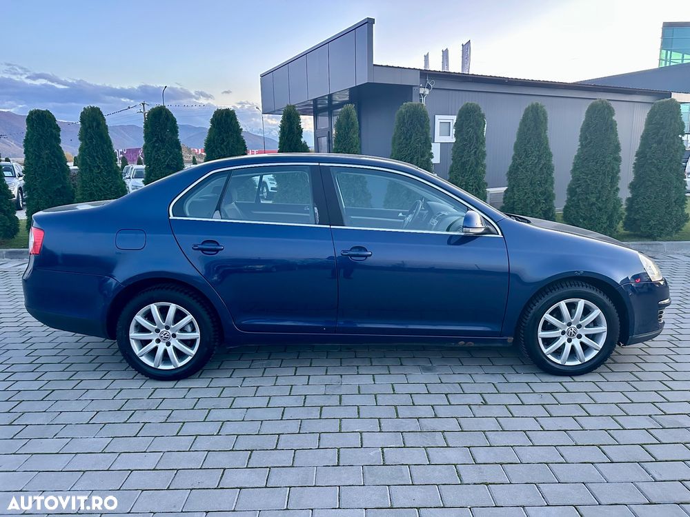 Volkswagen Jetta 1.9 TDI Comfortline - 8