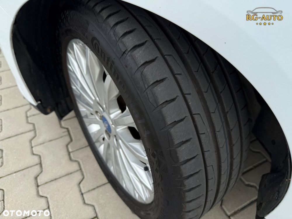 Ford C-MAX - 18