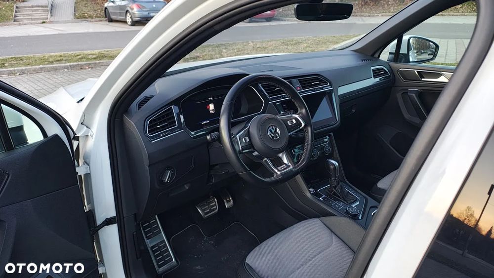 Volkswagen Tiguan - 20