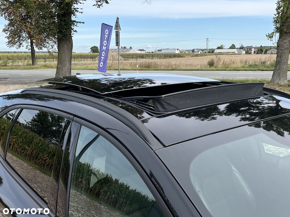 Ford Escape 2.0 EcoBoost AWD Titanium - 11