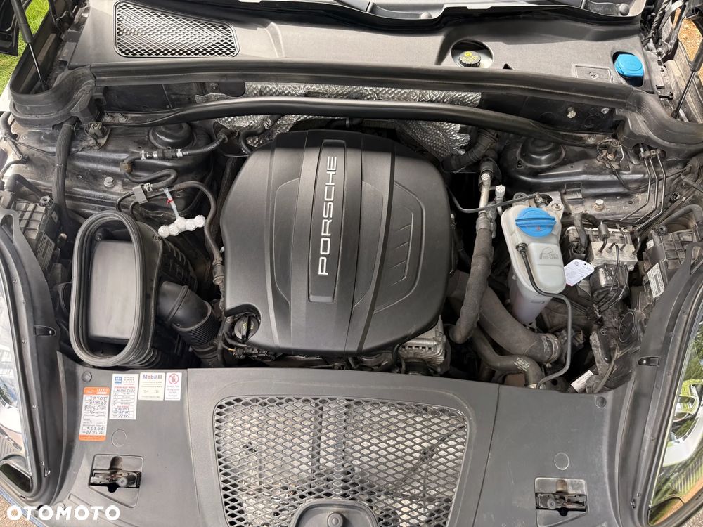 Porsche Macan - 8