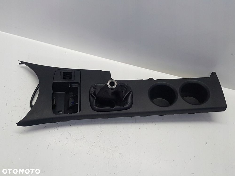 MITSUBISHI OUTLANDER I 03- MIESZEK TUNEL ŚRODKOWY - 9