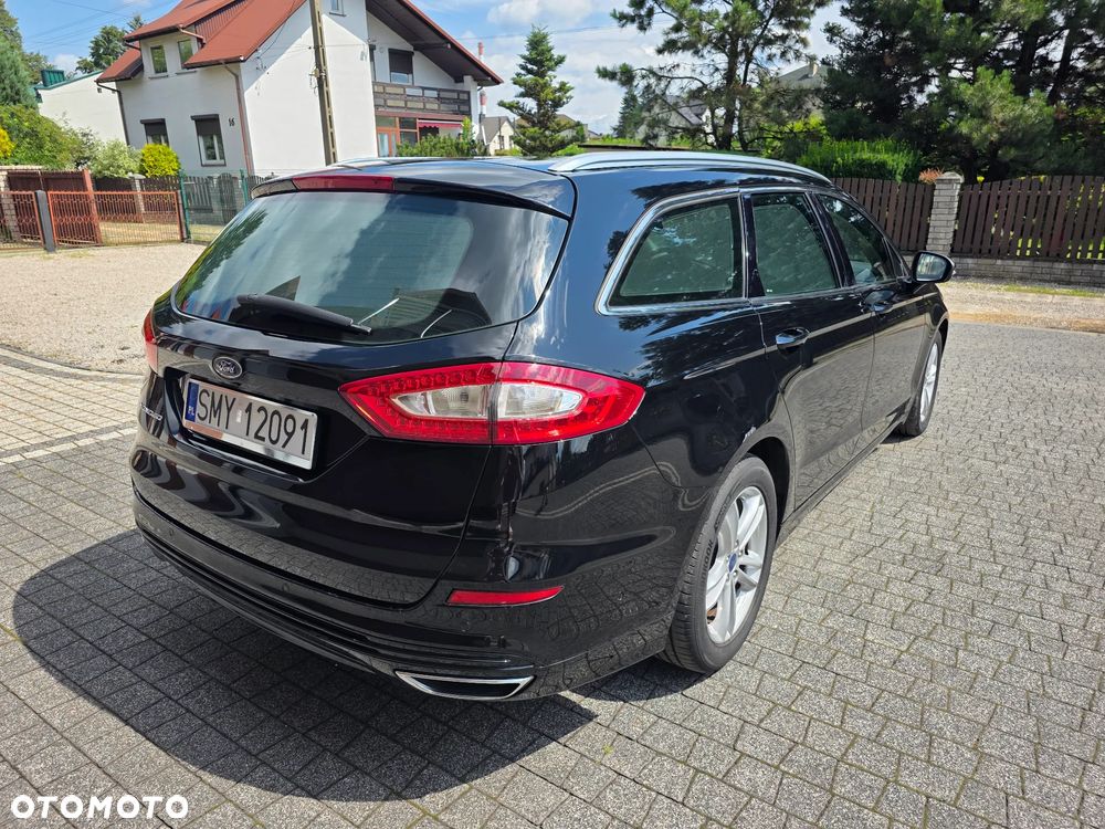 Ford Mondeo 2.0 TDCi STart-Stopp PowerShift-Aut Titanium - 4